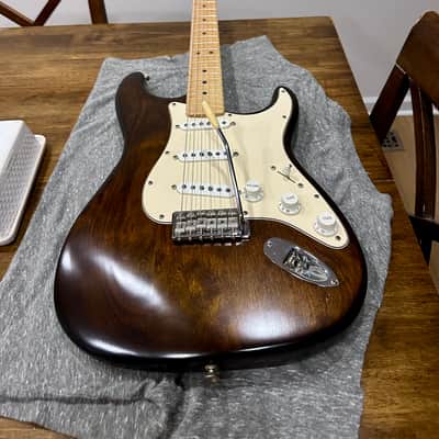 Fender Stratocaster 2005-2009 - Vintage Walnut Nitrocellulose Lacquer image 8