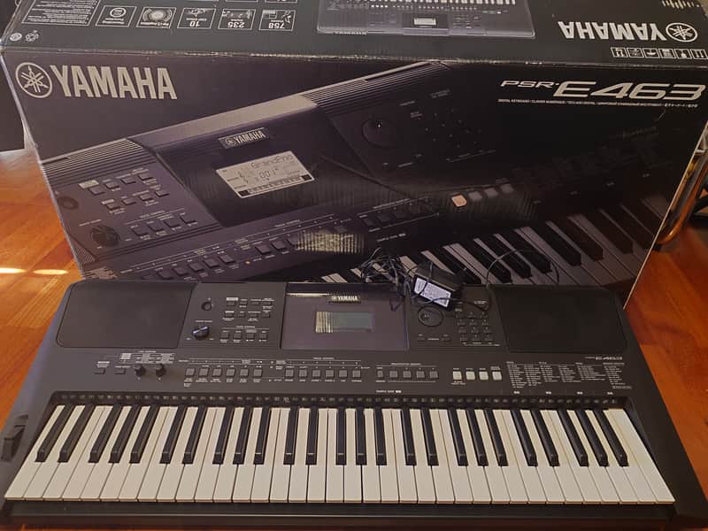 Yamaha PSR-E463 61-Key - Black image 1