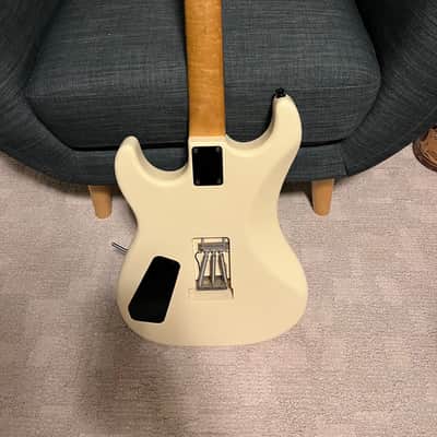 Kramer Barretta 1983 - Vintage white image 2