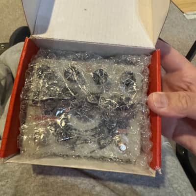 Walrus Audio Luminary Quad Octave Generator V1 | Reverb