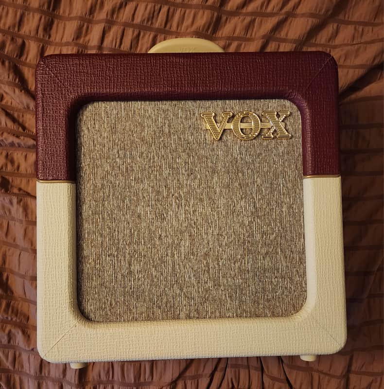 Vox AC4C1-TV-RC Limited Edition 4-Watt 1x10" Guitar Combo - Red and Cream image 1