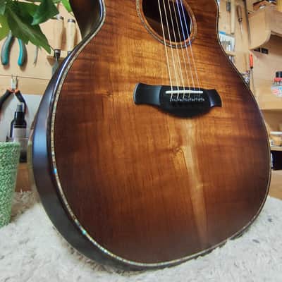 Taylor Builder's Edition K24CE Grand auditorium - 2023 image 4