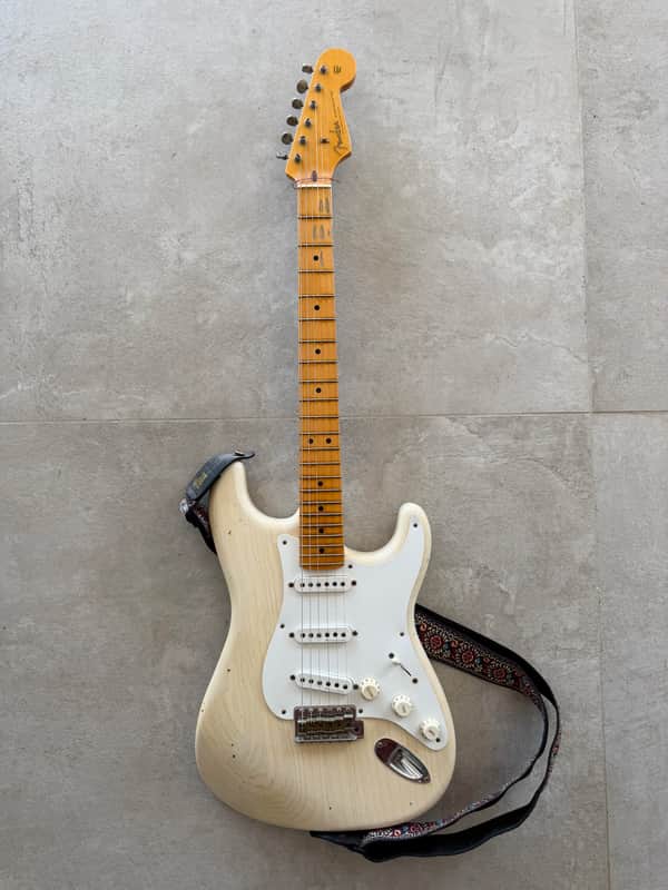 Fender Custom Shop Journeyman Relic Eric Clapton Strat, Aged Blonde image 1