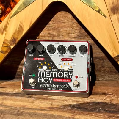 Electro-Harmonix DELUXE MEMORY BOY ANALOG DELAY ( Made in NY USA image 2