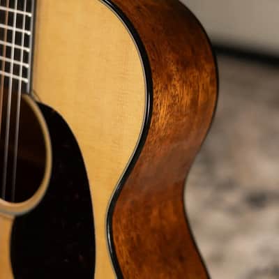 Martin 000-18 Standard Series Acoustic Guitar with Hardshell Case image 14