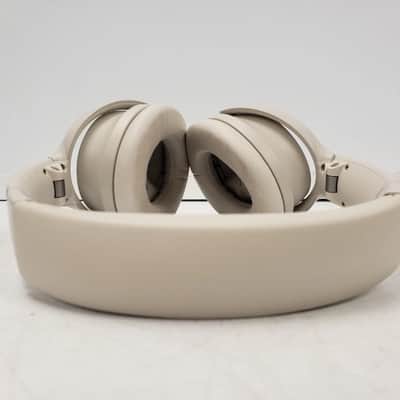 Bose Quiet Comfort 45 image 6