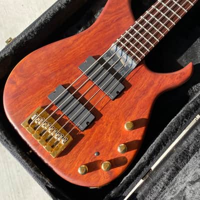 Modulus Graphite Quantum Q5 5-String Bass Guitar, graphite neck image 17
