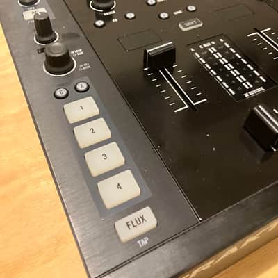 Native Instruments Traktor Kontrol Z2 2010s - Black image 3