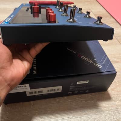 Valeton GP-200Xwith GP-200X Multi-Effects Processor 10th Anniversary Blue & Red image 8