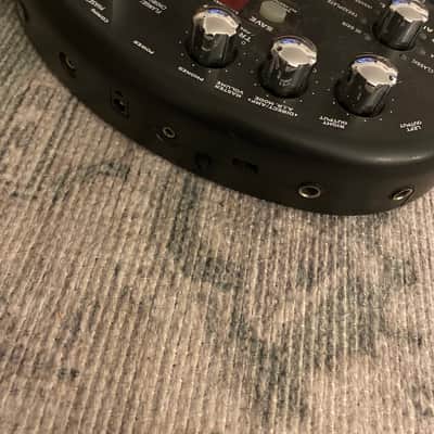 Line 6 Floor POD Multi-Effect and Amp Modeler 2006 - 2007 - Black image 4
