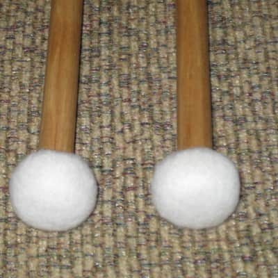 ONE pair new old stock Adams CD9 Cloyd Duff # 9 Hickory Flip Stick (Timpani Flip Stick) CORE: Both cores on one piece turned hickory with bulb shaped wood on one end and small felt ball opposite / TONE COLOR: Extremely bright to general, similar to # 3 image 9