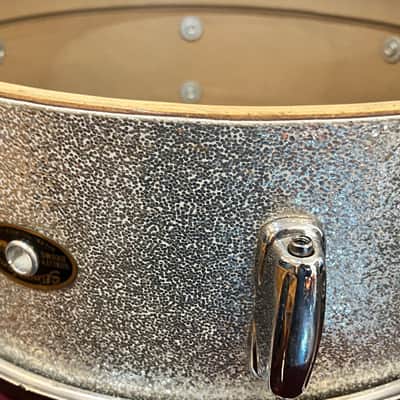 Slingerland Deluxe Student Model 6-lug snare 1966 - Silver sparkle image 16