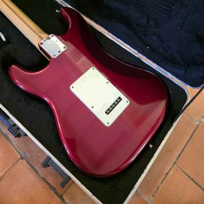 Fender American Standard Stratocaster with Maple Fretboard 2011 Candy Cola USA image 7
