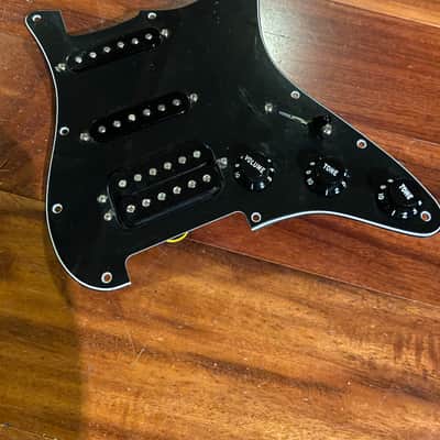 Fender Player Strat Stratocaster Alnico 2 Humbucker Alnico 5 Pickup Black HSS image 1