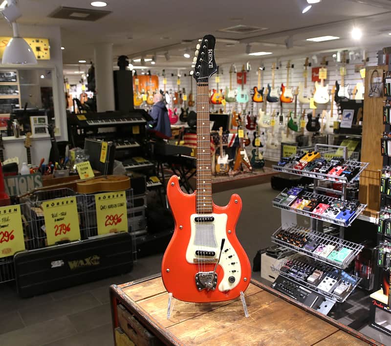 Hagstrom Kent 1962 - Red image 1