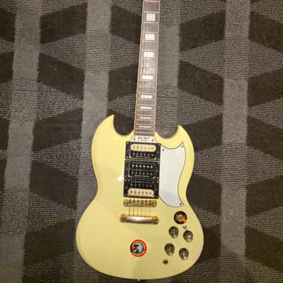 Epiphone G-400 Les Paul (SG) Custom with Gibson HC image 2
