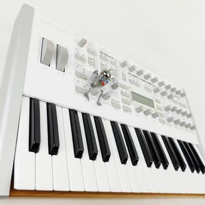 Access Virus Ti Polar Synthesizer Keyboard + Top Zustand + 1,5 Jahre Garantie image 1