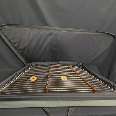 Masterworks 16/15 Hammered Dulcimer w/case & stand image 6