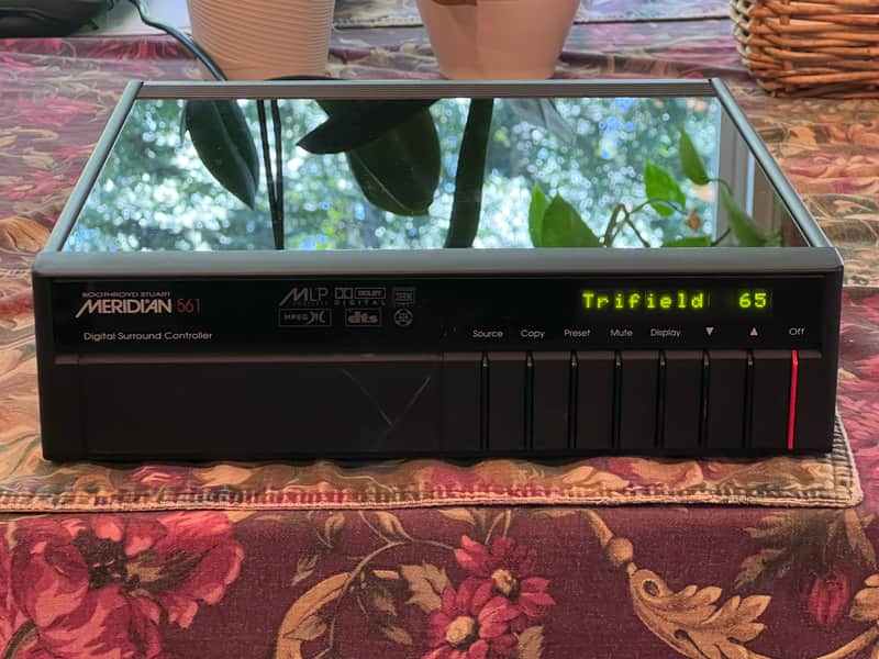Meridian 561 Digital Surround Controller/Tested Fully Functional image 1