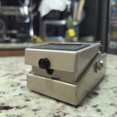 Boss AW-3 Dynamic Wah 2000 - Present - Gold image 5