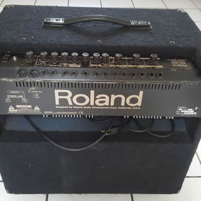 Roland KC-500 4-Channel 150-Watt 1x15" Keyboard Amp image 2