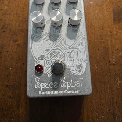 EarthQuaker Devices Space Spiral Modulated Delay image 1