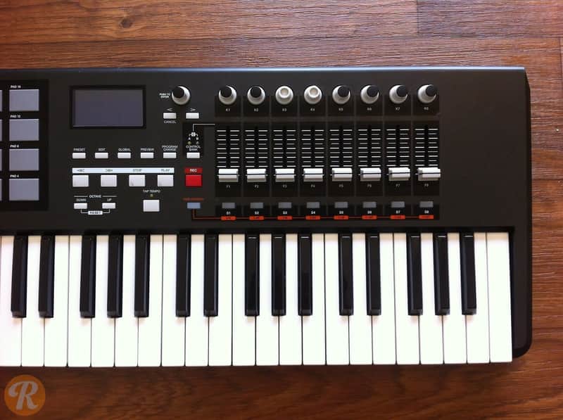 Akai MPK61 2012 image 2