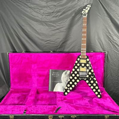 1998 Jackson USA Custom Shop Randy Rhoads - Limited Edition Flying V - Black with White Polka Dots - 150/150 image 20