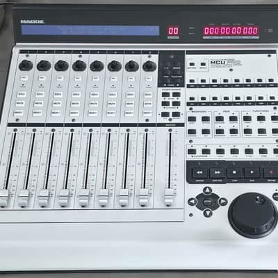 Mackie MCU Pro Universal DAW Control Surface image 2