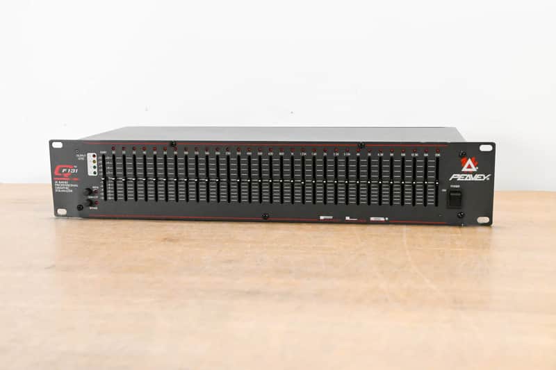 Peavey QF 131 31-Band Graphic Equalizer CG01455 image 1