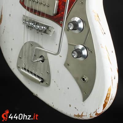 Novo Serus J Dealer Limited - Olympic White over Aztec Gold image 6