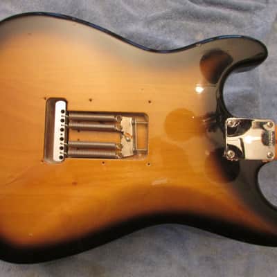 Fender 57 Stratocaster Vintage Reissue Series - Tobacco Sunburst image 2