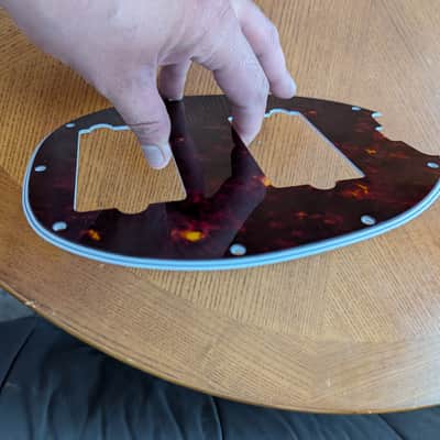 Spitfire StringRay 4HH (pre-2018) Pickguard - Vintage Burgundy™/Vintage Dark™ mix image 3