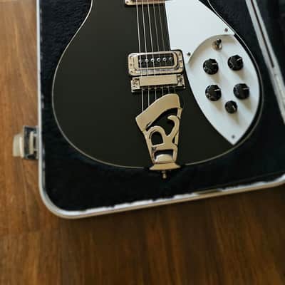 Rickenbacker 620 2012 - Present - Jetglo image 15