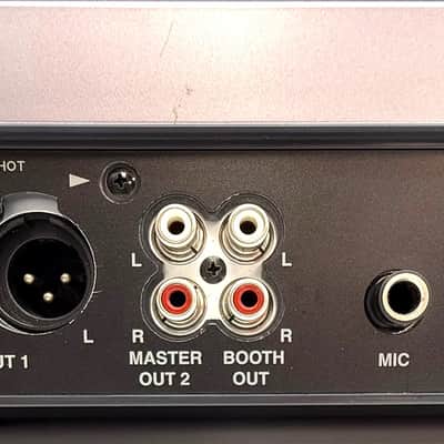Pioneer XDJ-R1 Wireless All-in-One DJ Controller System with Odyssey Flight Case image 13