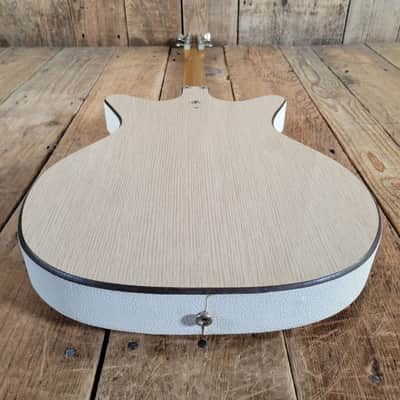 The Cleanest Danelectro Convertible 1960s W/ Modern Hard Case - Natural image 13