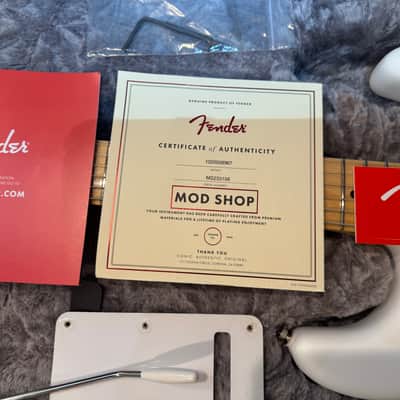 Fender USA Mod Shop Stratocaster, 2023~4, Satin Arctic White, American Vintage '61 Pickups, Modern C Neck, KIller set up, Maple Neck and Deluxe Molded Case! You'll love this first strum! image 11