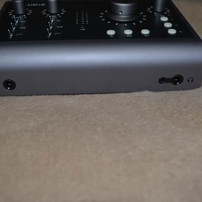 Audient iD24 USB-C Audio Interface 2023 - Present - Black image 2