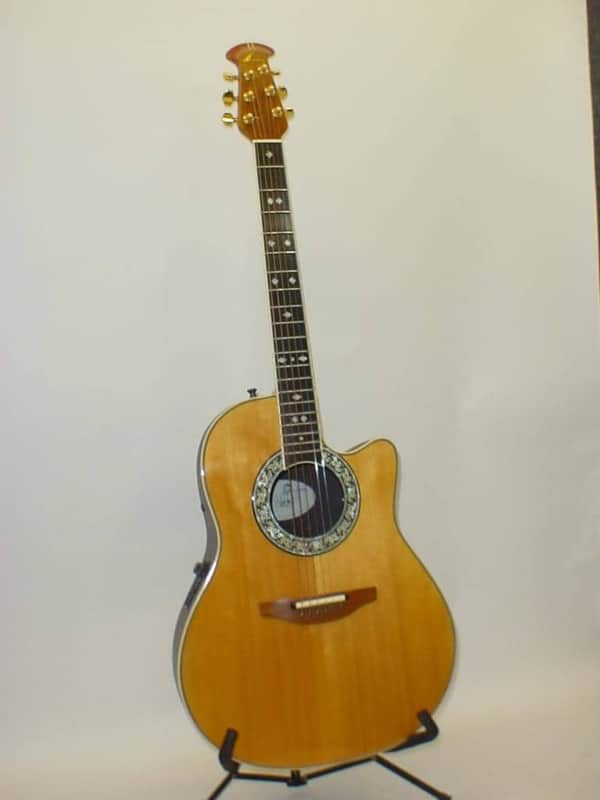 ギター Ovation USA 1767 Legend ギター Ovation USA 1767 Legend Ovation Pro Legend 1767-4S-G USA