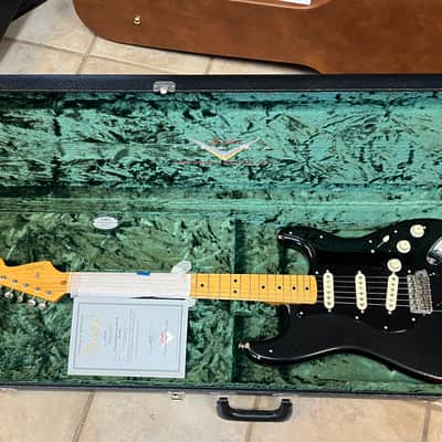 2008 Fender Custom Shop David Gilmour Stratocaster Relic Black image 3
