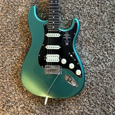 Fender American Professional Classic Stratocaster HSS 2025 - Present - Faded Sherwood Green Metallic image 3