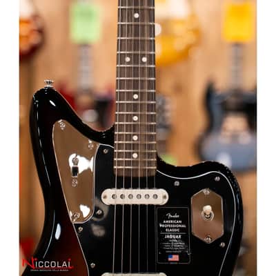 FENDER American Professional Classic Jaguar Rosewood Fingerboard 3-Color Sunburst image 6