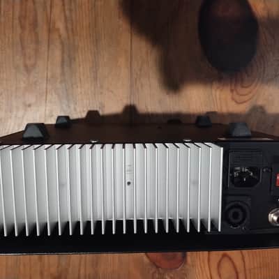 Henriksen Jazz Amp Black image 3