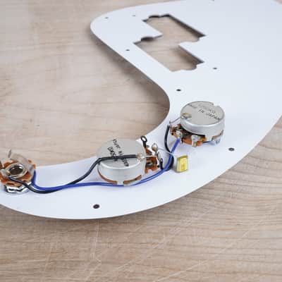 Fender PB62 PB57 LH Precision P Bass Pickguard Left Handed Prewired Loaded with Pots, Capacitor, and Jack MIJ / CIJ Tortoise Shell Unused Old Stock 13 Hole Vintage Style Reissue image 5