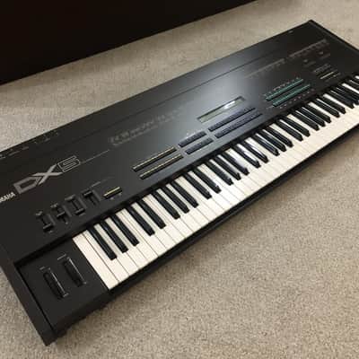 Yamaha DX5 w/ 3 Cartridges (Beautiful Condition!)