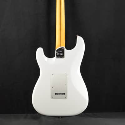 Mint Fender American Ultra II Stratocaster Avalanche Maple Fingerboard image 7