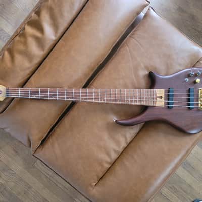 Rare U.S. Masters EP5J 5-String Bass – Natural Walnut Brown – USA Made – Active EQ – Figured Maple Neck – Gold Hardware image 8