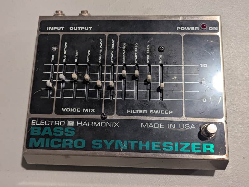 Electro-Harmonix Bass Micro Synthesizer