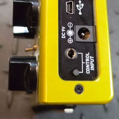Source Audio Vertigo Tremolo One Series Harmonic Normal Bias image 4