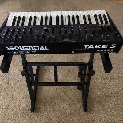 Sequential Take 5 44-Key 5-Voice Compact Polyphonic Synthesizer 2021 - Present Black image 2